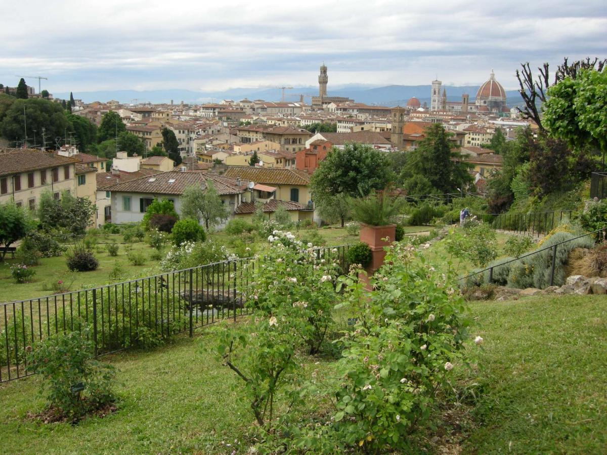 Отель Al Giardino Delle Rose Флоренция Экстерьер фото